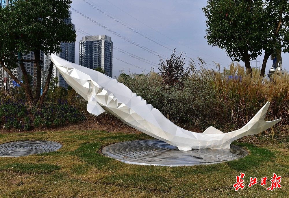 江灘新景 中巴友誼廣場雕塑記